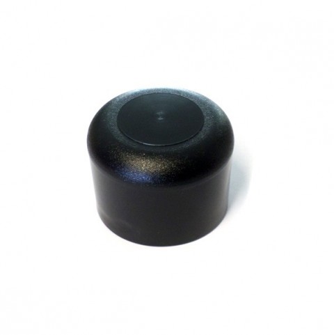 Plastový klobúčik na plotový stĺpik Ø 48 mm v čiernej farbe