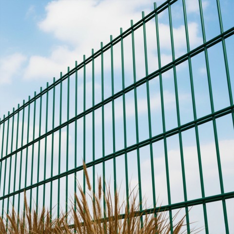 Plotový panel BRAVO 2D poplastovaný 1630 mm v zelenej farbe RAL 6005