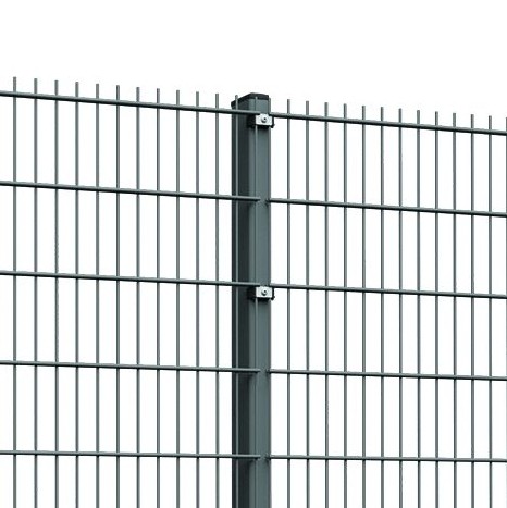 Plotový stĺpik BRAVO 60/60/2200 mm bez dier poplastovaný vo farbe antracitovej šedej RAL 7016